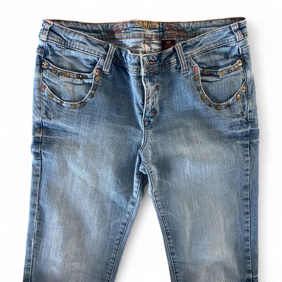 Zandi Bootcut Jeans Women’s Size 13 Medium Wash Denim Distressed Look - Picture 3 of 6